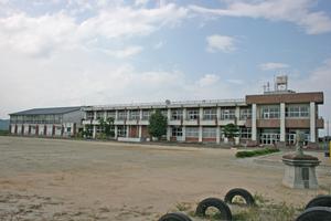 高屋小学校