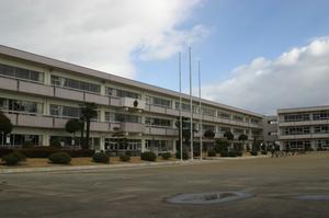 亘理小学校